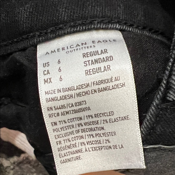 American Eagle Outfitters Black Distressed Skinny Jeans - Picture 2 of 3